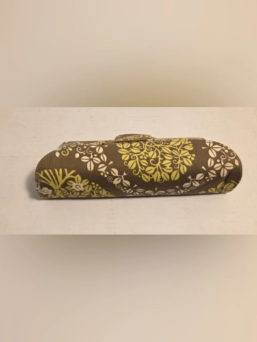 Vera Bradley Hard Glasses Case And Reader Set